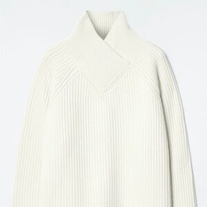 COS Cream Ribbed Women's Turtleneck Sweater